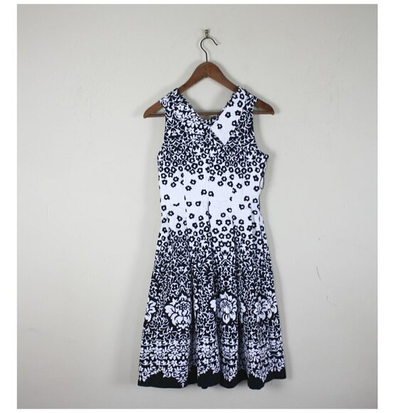 Morgan McFeeters Dress Black White Sleevel… - Picture 2 of 4